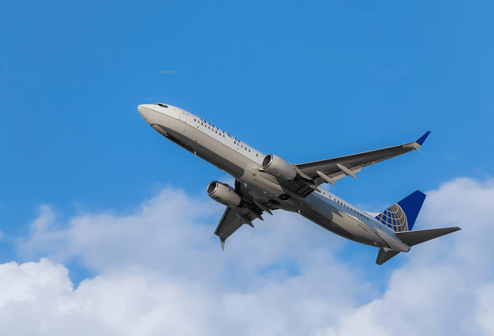 Best Platform to Find the Cheapest Flight Tickets & Deals from Innsbruck, Austria