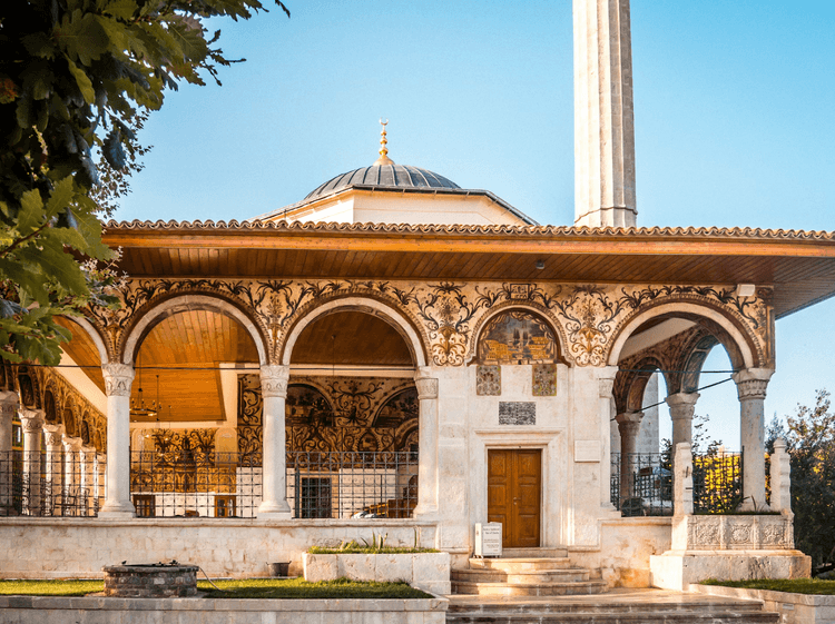 Best Platform To Find The Cheapest Flight Tickets & Deals From Tirana, Albania